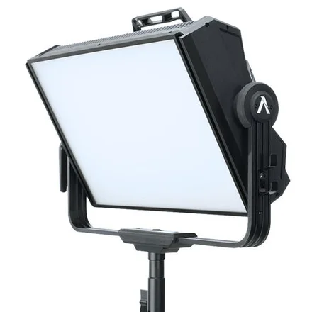 Aputure Nova P300C